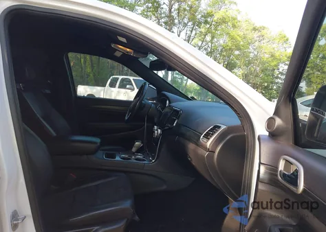 2020 Jeep Grand Cherokee Laredo E 4X2 z USA, uszkodzony, nr VIN 1C4RJEAG9LC106401